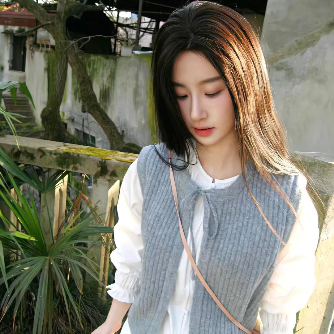 新娘向后跑